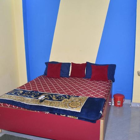 Veda'S Grand P.G Hotel Varanasi Luaran gambar