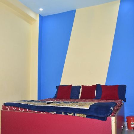 Veda'S Grand P.G Hotel Varanasi Luaran gambar