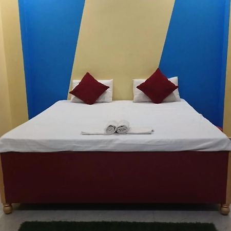Veda'S Grand P.G Hotel Varanasi Luaran gambar