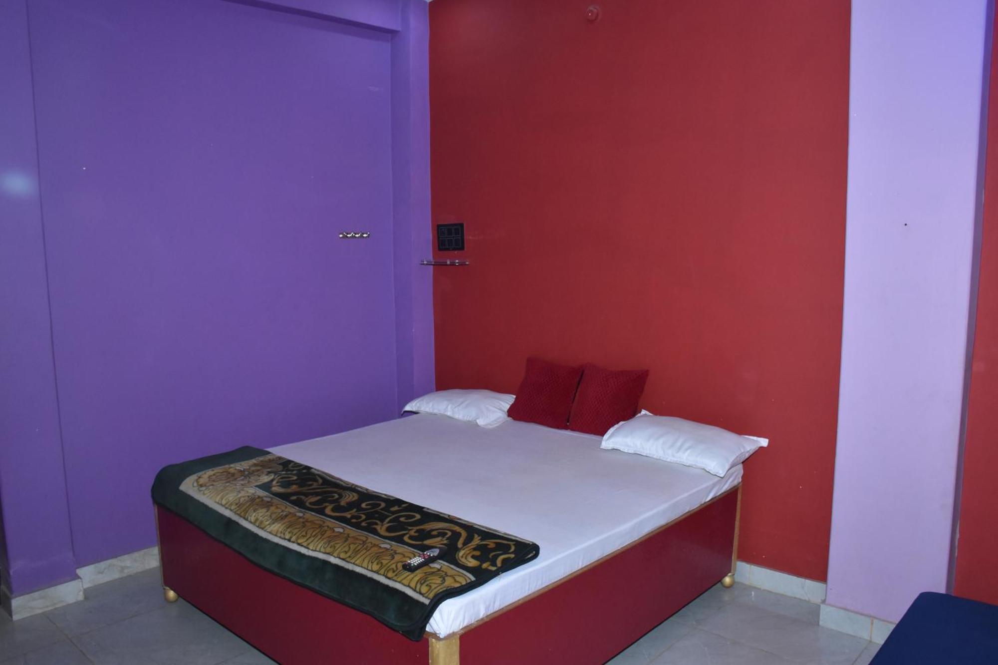 Veda'S Grand P.G Hotel Varanasi Luaran gambar