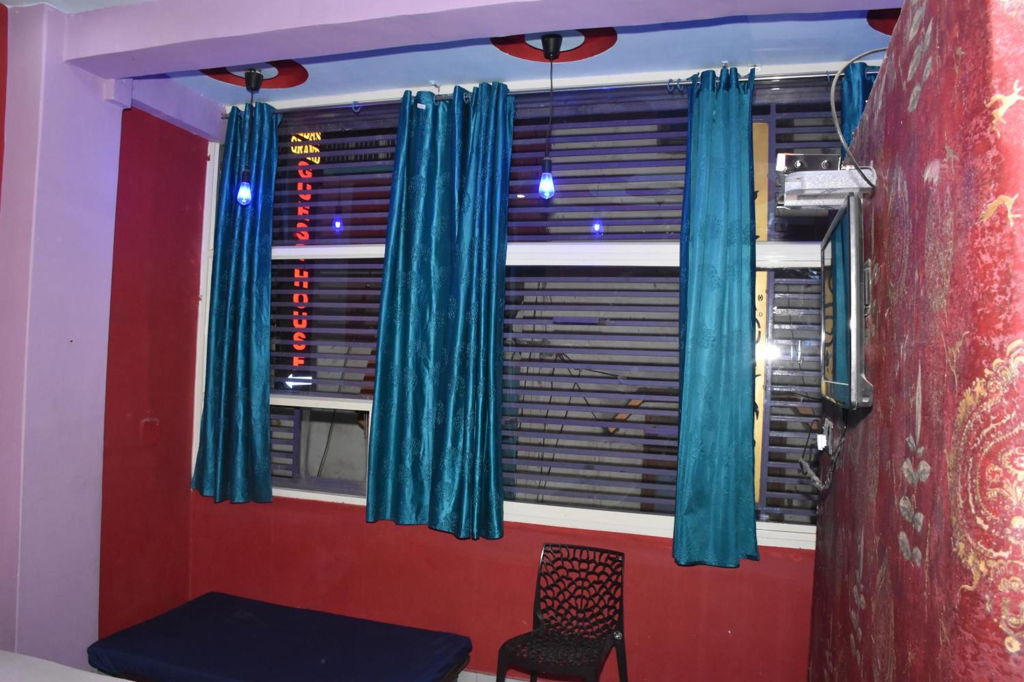 Veda'S Grand P.G Hotel Varanasi Luaran gambar