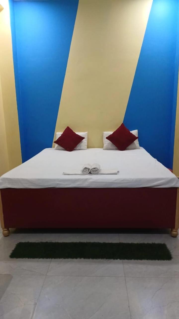 Veda'S Grand P.G Hotel Varanasi Luaran gambar